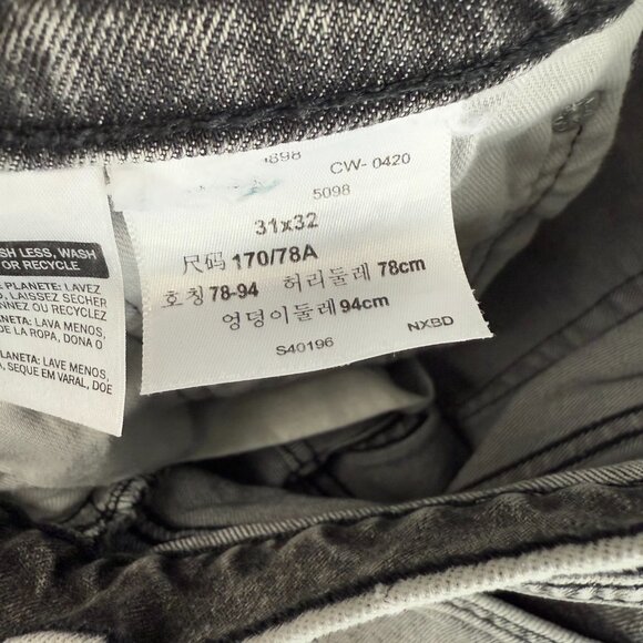 Levis 502 Jeans Mens 31x32 Regular Fit Taper Leg Faded Black Stretch Denim Pants - Picture 5 of 7